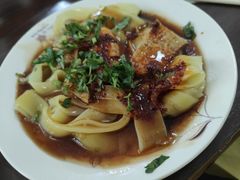 -肉孜古丽烤肉凉皮店