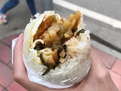 鸡蛋肉松-糯米包油条(武汉大学店)