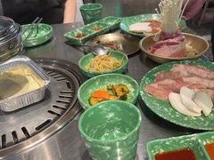 -欧巴炭烤肉오빠숯불구이(南京东路店)