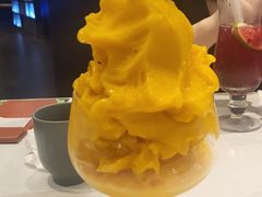 芒果冰-鹿港小镇(金虹桥国际中心店)