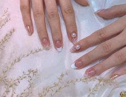 -EAST日式美甲美睫沙龙