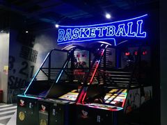 -世代星球·保龄球·镭战真人CS·团建(杨浦店)