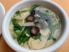香菇豆腐衣汤-功德林(南京西路店)