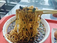 -吾穆勒蓬灰牛肉面·清真(北滨河中路店)