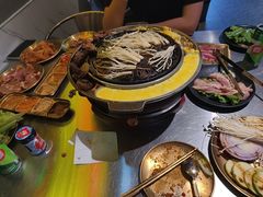 -胡悦里韩式烤肉(芝罘万达广场店)