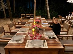 -三亚艾迪逊酒店·海滩烧烤 BARBACOA·现场乐队·浪漫晚餐·烧烤海鲜