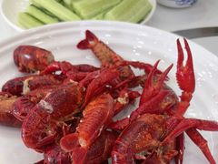 -丹水桥地锅鱼·翘嘴鲌·地方特色全鱼宴(丹江口大坝店)