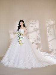 -花里花间摄影工作室