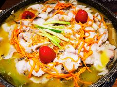 -山城外·非遗酸菜鱼(财富中心店)