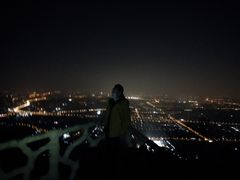 -鬼笑石后山停车场
