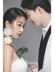 -雪中彩影婚纱摄影·微光艺术中心