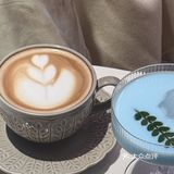 这家咖啡店☕️我能呆一下午！！！