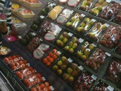 -胖东来生活广场(健康路店)