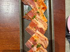 -山川小町·极番烧肉(新地假日广场店)
