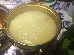 -卢大鲜鱼头捞饭(美利广场店)