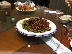 -小鱼儿海鲜港(新村十区店)