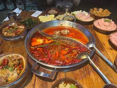 -老街·稳拈老火锅(海椒市店)