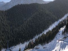 -丝绸之路山地度假区滑雪场