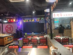 -马路牙子烧烤音乐酒馆(望京店)