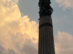 -人民防洪胜利纪念塔