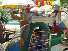 -顺德大良半月城游乐场