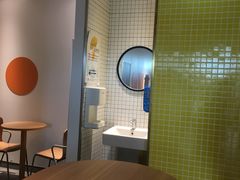-麦当劳(普陀香溢花城店)