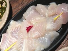 -老牌坊云南鱼豆花火锅(嵩山店)