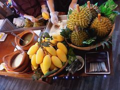 热带水果-彩虹云霄酒店76&78层国际自助餐