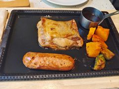 -必胜客(WOW中心城店)