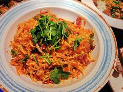 小味一绝凉菜-喝丢一只鞋海鲜烧烤·海肠捞饭(北京街店)