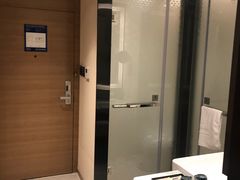 -兰州步行街希尔顿欢朋酒店