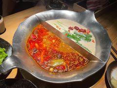 -湊湊火锅·茶憩(杭州湖滨银泰in77店)