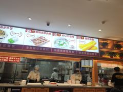 -南城香·饭香串香馄饨香(青年路店)