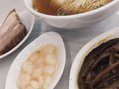 -老西白点心店