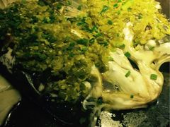 -阿瓦山寨·湘菜现炒·剁椒鱼头王(咸阳总店)