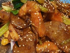 干锅土豆大虾-渔家风味·鲅鱼水饺·央视展播·海鲜天津菜(开发区店)