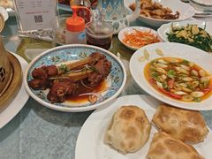 -汗腾格里·风味餐厅(新疆驻京办店)