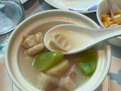 蟹粉豆腐-屋里厢上海菜馆