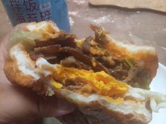 -必胜客(华南摩尔店)