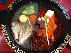 -重庆三峡火锅城(梅林店)