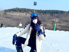 -济南卧虎山滑雪场