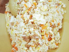 牛肉鸡蛋炒饭-贞姨美食·老字号海鲜大排档