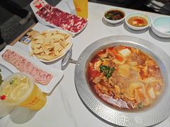 -古乐牛香•鲜牛肉牛杂火锅(系马桩总店)