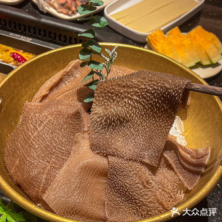 第一次在火锅店好吃到不想说话……