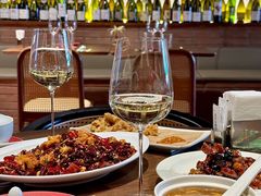 -肆海小川菜酒馆Wine Bistro (青年路店)