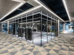 -立峰超越健身中心(先天下店)
