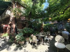 -古董花园(思南路42弄小区店)