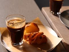 焦糖牛角包-来回·咖啡(钟村咖啡豆店)