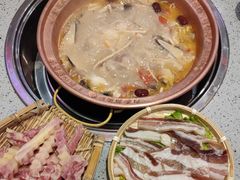 -阿婆情腊排骨火锅(金虹路店)