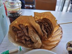 -洪峰浩老北京烧饼夹肉(角门路店)